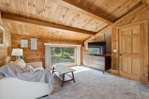 32 N Saunders Road Greene ME 04236