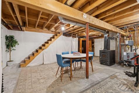 32 N Saunders Road Greene ME 04236