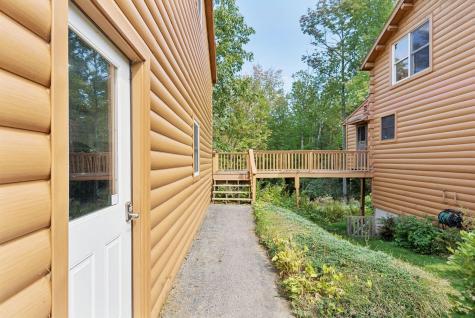 32 N Saunders Road Greene ME 04236