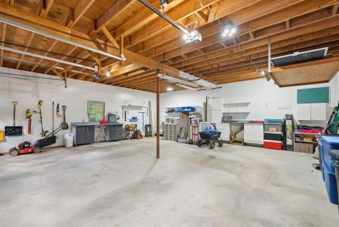 32 N Saunders Road Greene ME 04236