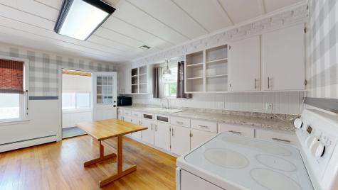 118 Riverside Drive Auburn ME 04210