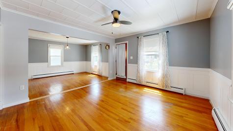 118 Riverside Drive Auburn ME 04210