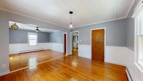 118 Riverside Drive Auburn ME 04210