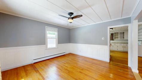 118 Riverside Drive Auburn ME 04210