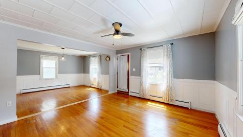 118 Riverside Drive Auburn ME 04210