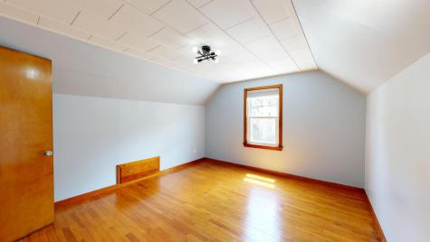 118 Riverside Drive Auburn ME 04210