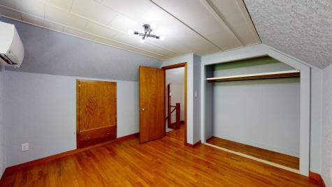 118 Riverside Drive Auburn ME 04210