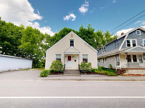 118 Riverside Drive Auburn ME 04210