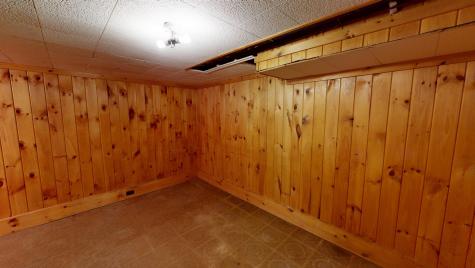 118 Riverside Drive Auburn ME 04210