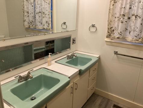 210 Middle Street Farmington ME 04938