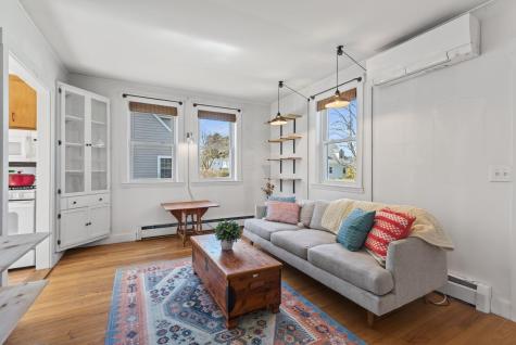 20 Providence Avenue Falmouth ME 04105