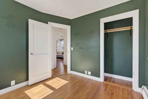 20 Providence Avenue Falmouth ME 04105