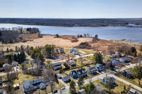 20 Providence Avenue Falmouth ME 04105