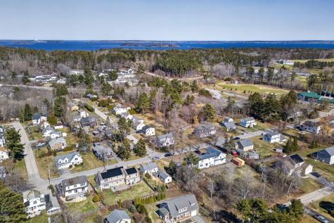 20 Providence Avenue Falmouth ME 04105