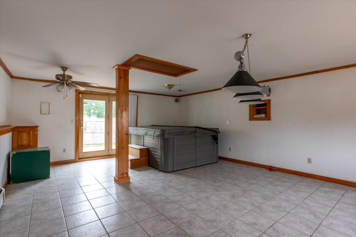 317 & 305 Augusta Road Washington ME 04574