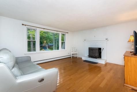 74 Royal Heights Wells ME 04090