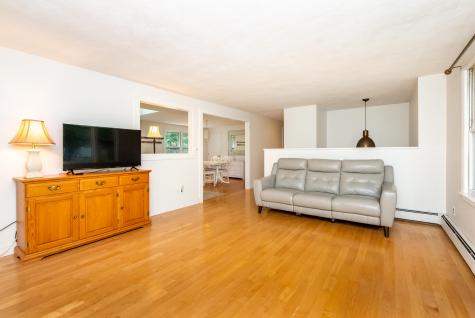 74 Royal Heights Wells ME 04090