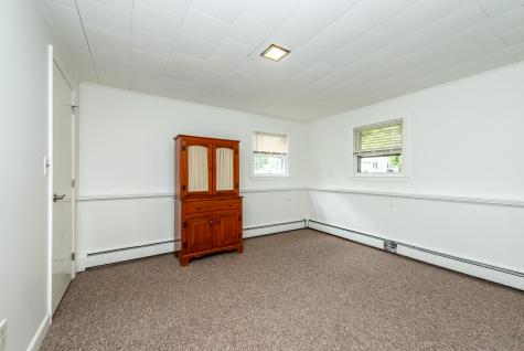 74 Royal Heights Wells ME 04090
