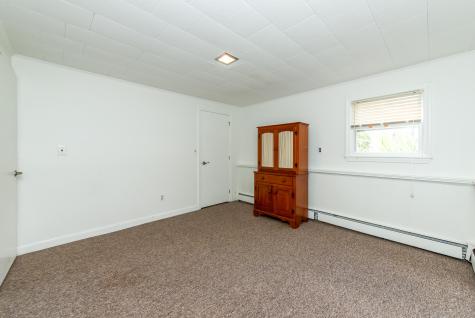 74 Royal Heights Wells ME 04090