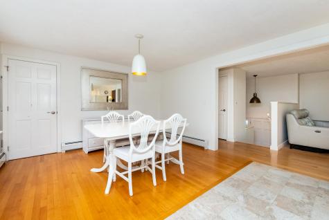 74 Royal Heights Wells ME 04090