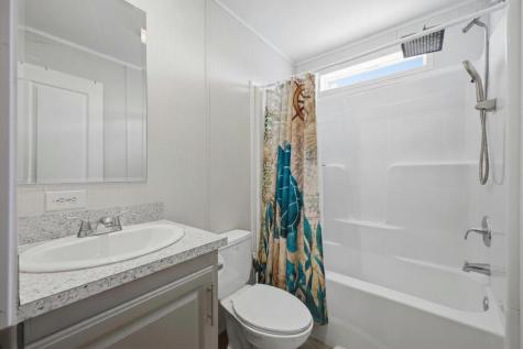 52 Oxbow Drive Lewiston ME 04240