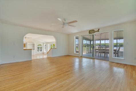 9 Riverside Avenue Saco ME 04072