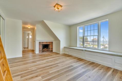 9 Riverside Avenue Saco ME 04072