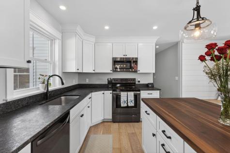 10 Lodge Drive Saco ME 04072