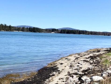 37 Hanna Drive Trenton ME 04605