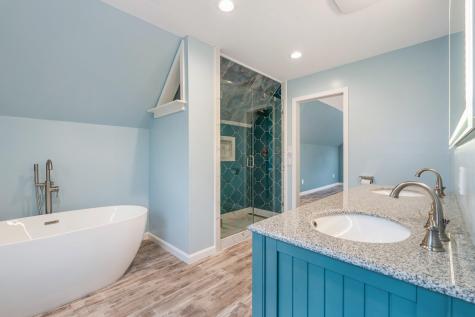 534 Reef Road Waldoboro ME 04572