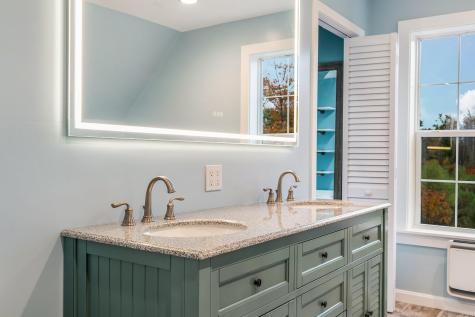 534 Reef Road Waldoboro ME 04572