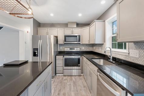 534 Reef Road Waldoboro ME 04572