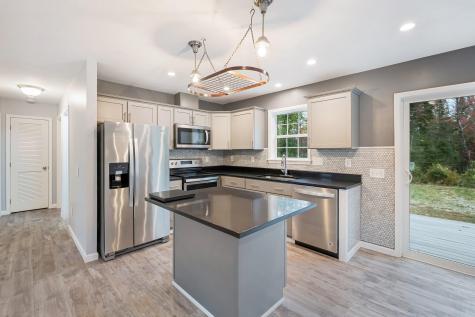 534 Reef Road Waldoboro ME 04572