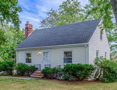 40 Oakland Avenue Westbrook ME 04092