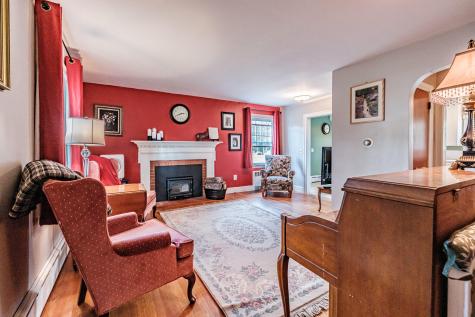 40 Oakland Avenue Westbrook ME 04092