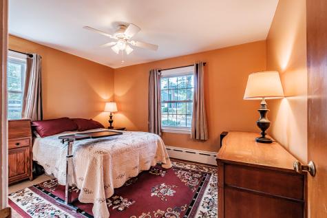 40 Oakland Avenue Westbrook ME 04092