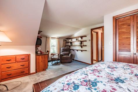 40 Oakland Avenue Westbrook ME 04092