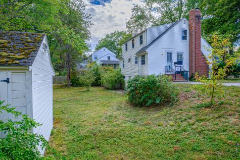40 Oakland Avenue Westbrook ME 04092