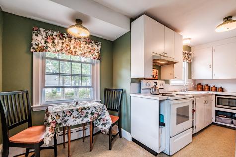 40 Oakland Avenue Westbrook ME 04092