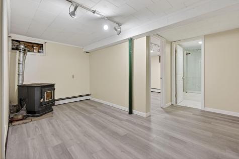 96 Holm Avenue Portland ME 04102