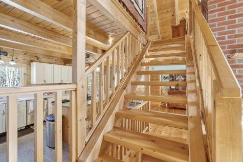 27 Bull Run Gray ME 04039