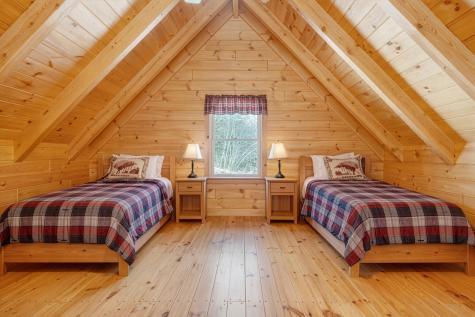 27 Bull Run Gray ME 04039