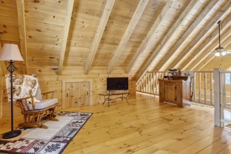 27 Bull Run Gray ME 04039