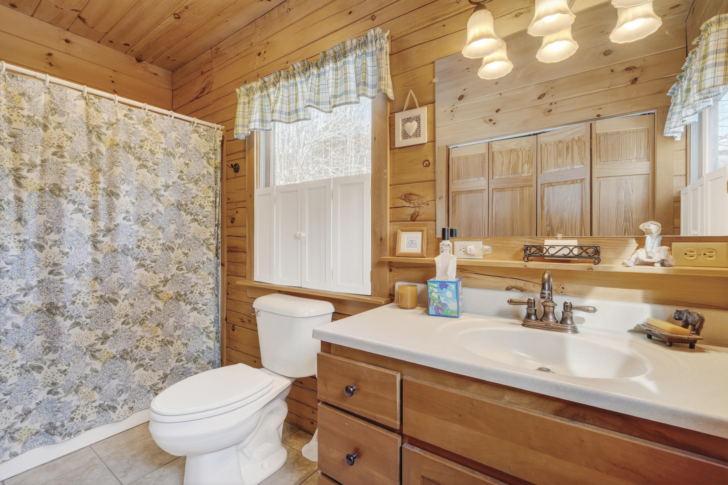 27 Bull Run Gray ME 04039