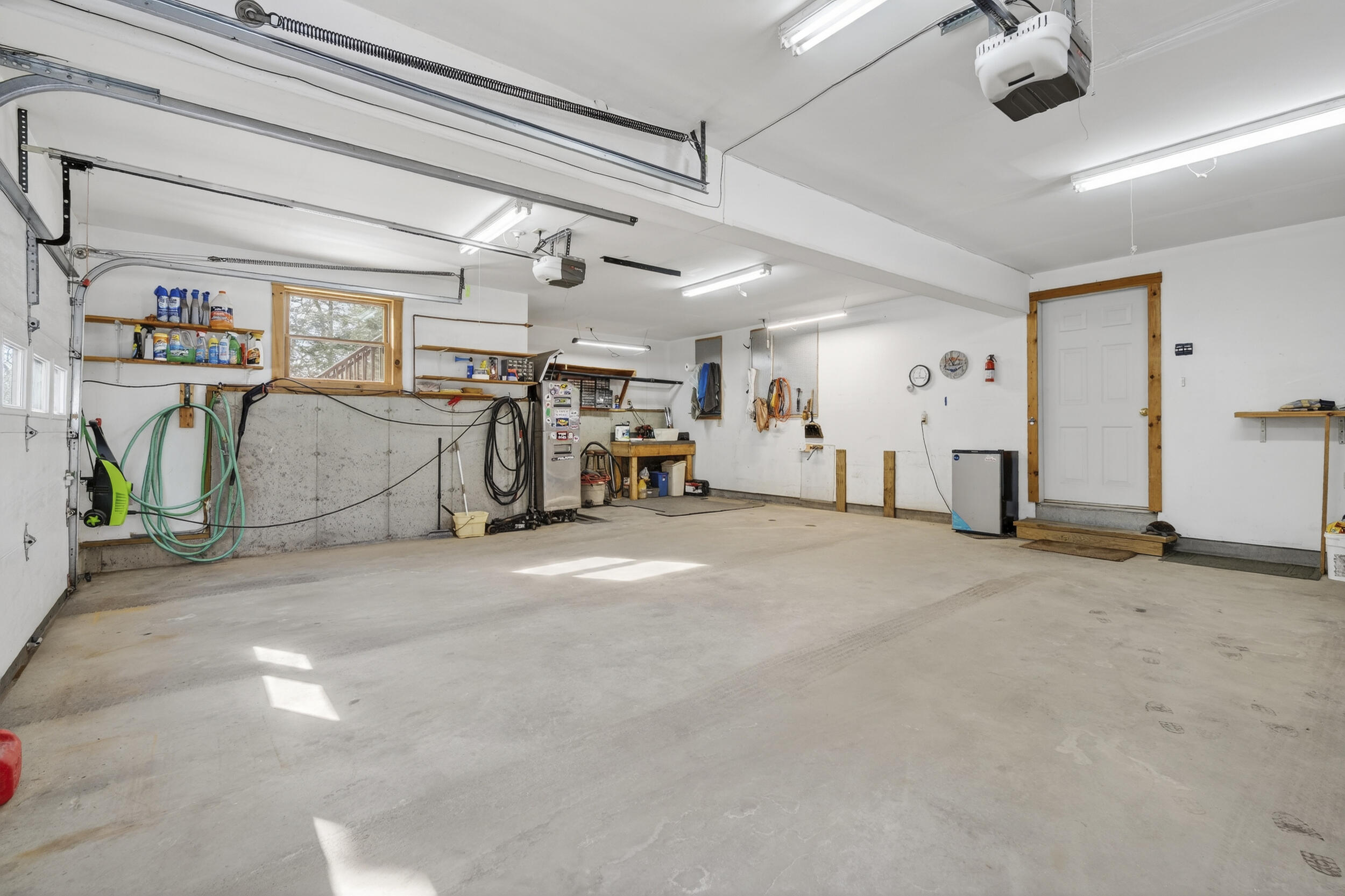 27 Bull Run Gray ME 04039