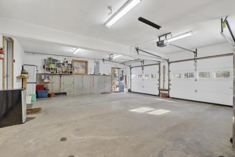 27 Bull Run Gray ME 04039