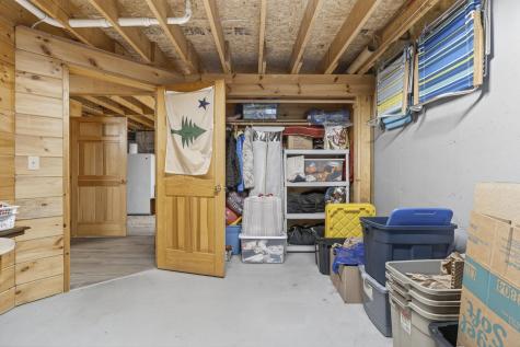 27 Bull Run Gray ME 04039