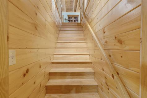 27 Bull Run Gray ME 04039