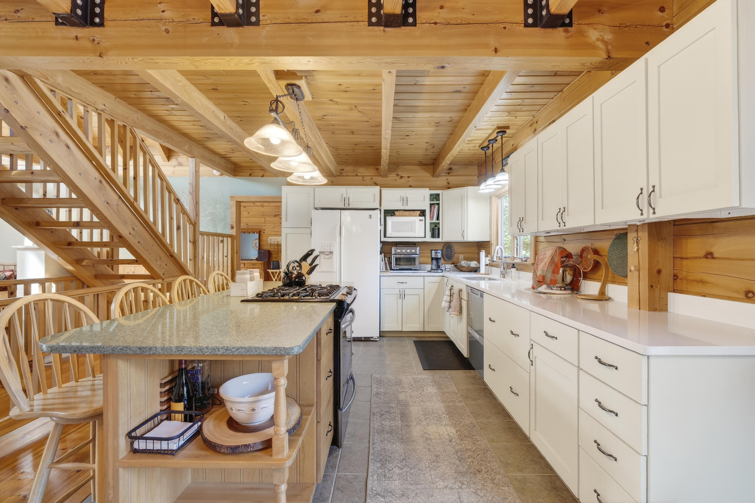 27 Bull Run Gray ME 04039