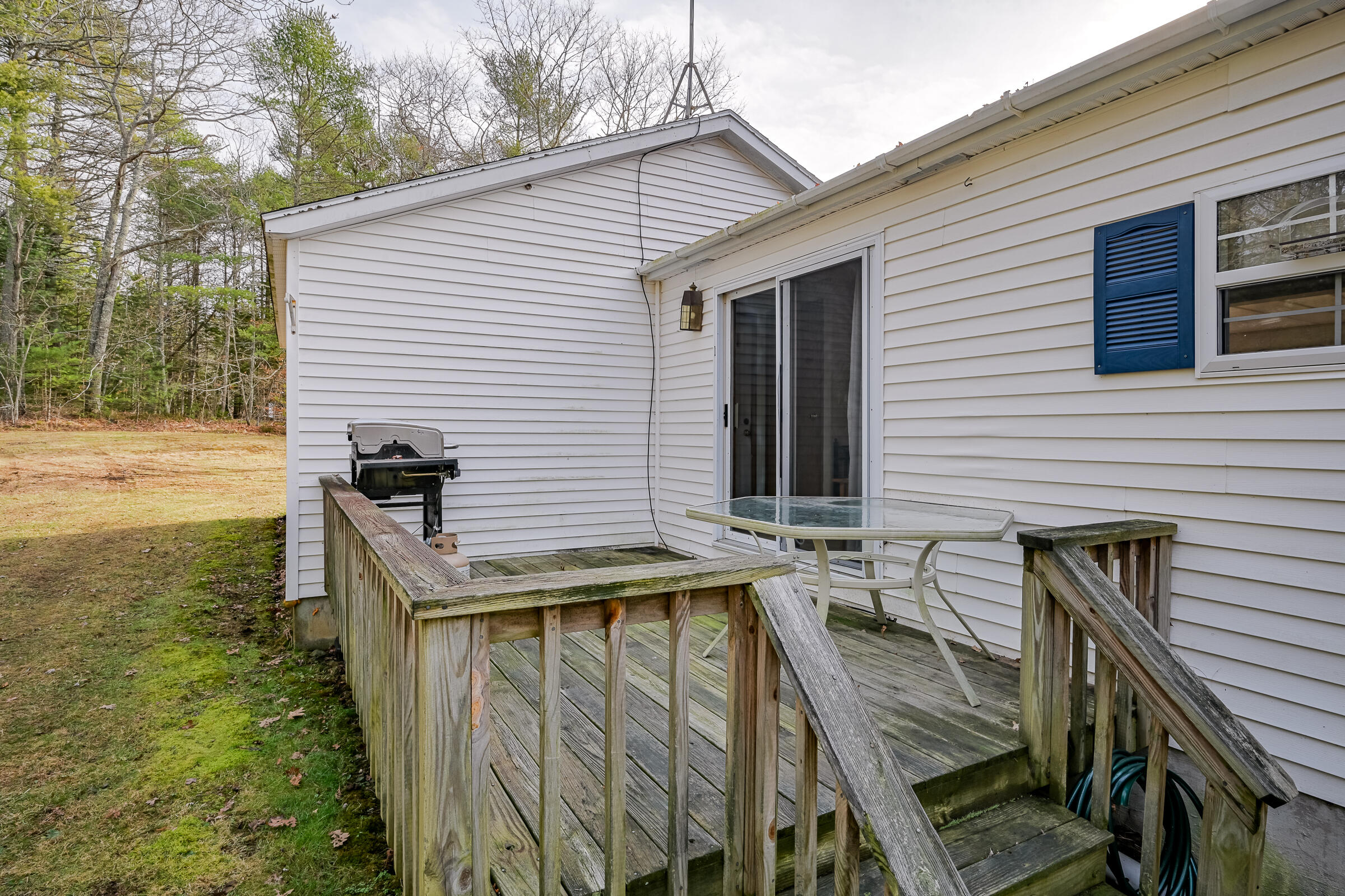 8 Bracketts Lane Bristol ME 04539